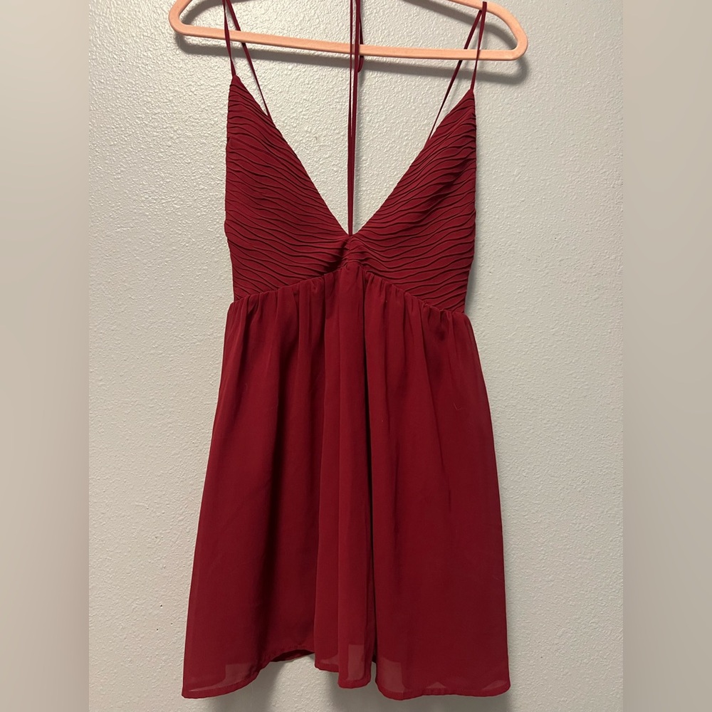 Lulu's Chic Red Backless Dress